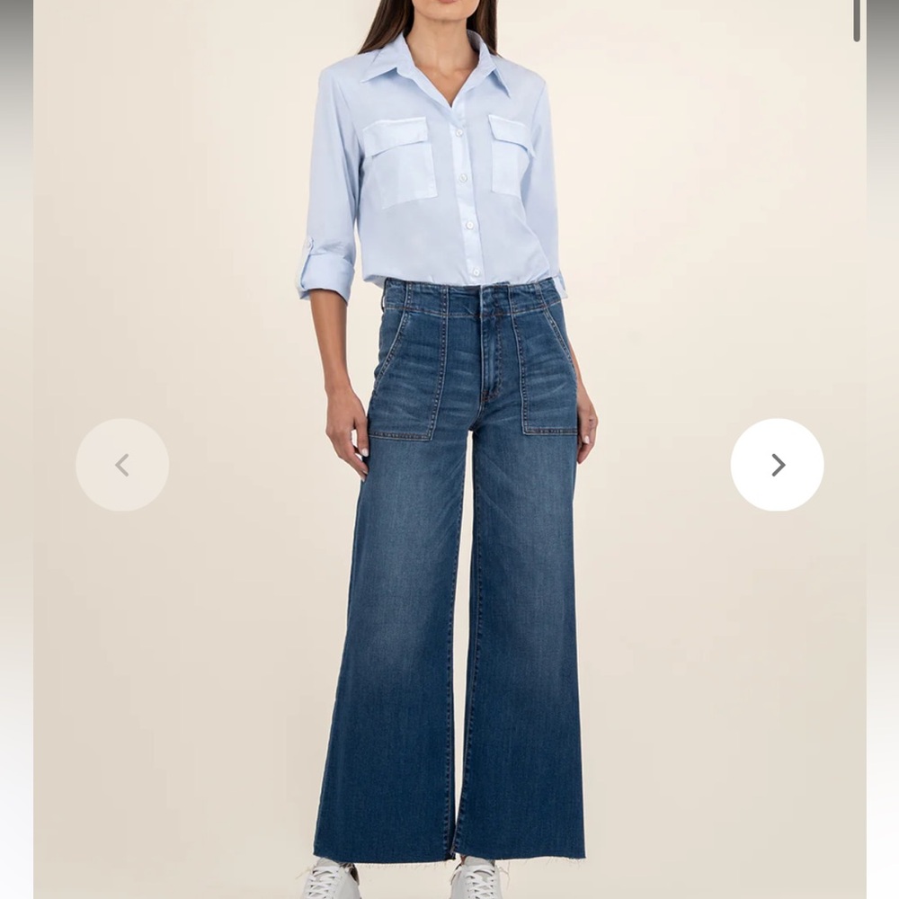 KUT, Meg High Rise Wide Leg Utility Pocket, size 4, blue